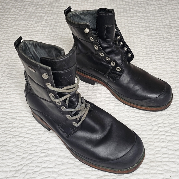 UGG \'Howell\' Mens Size 11 Med Grizzly Black Leather Work Combat Boots Waterproof